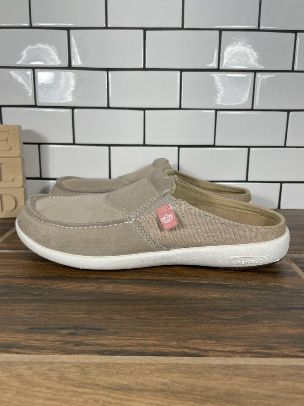 Spenco Siesta Via Shoes Womens Size 7.5 Taupe Suede Canvas Slip On Mule Clog